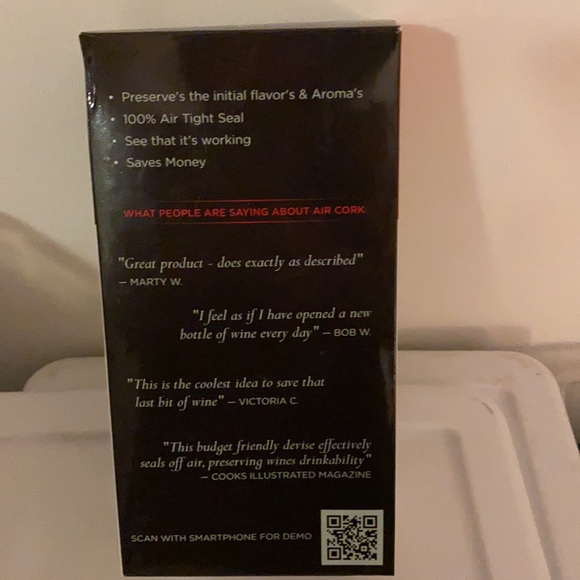 Air Cork Wine Preserver - Burgundy - Picture 5 of 6